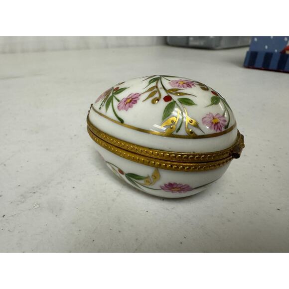 Vintage Limoges France Porcelain Egg-Shaped Hinged Trinket Box Floral Design - Picture 2 of 10